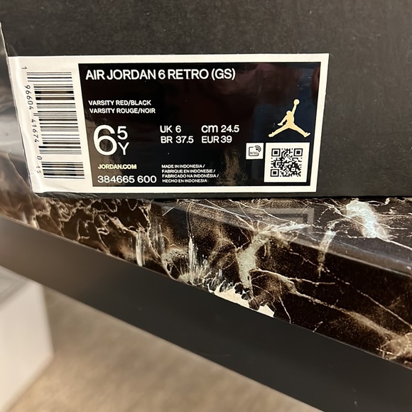 Jordan six Touro worn once 6 1/2 youth - Picture 2 of 10